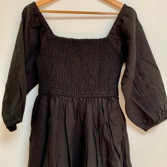 NWT LAUDE The Label Smocked Bodice Dress in Black Linen - Picture 2 of 6